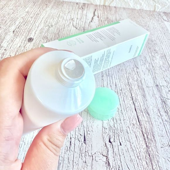 Dr. Brandt prebiotic Clean biotic yogurt cleanser. BNIB AND SEALED - Picture 8 of 10